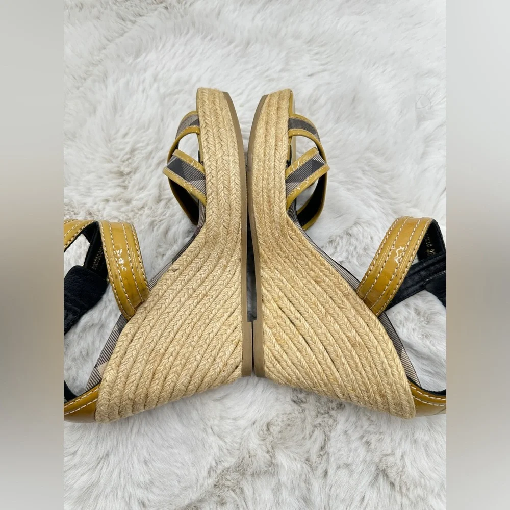 Burberry Espadrille wedges nova check patent leather strappy sandals‎ 38 US 8
